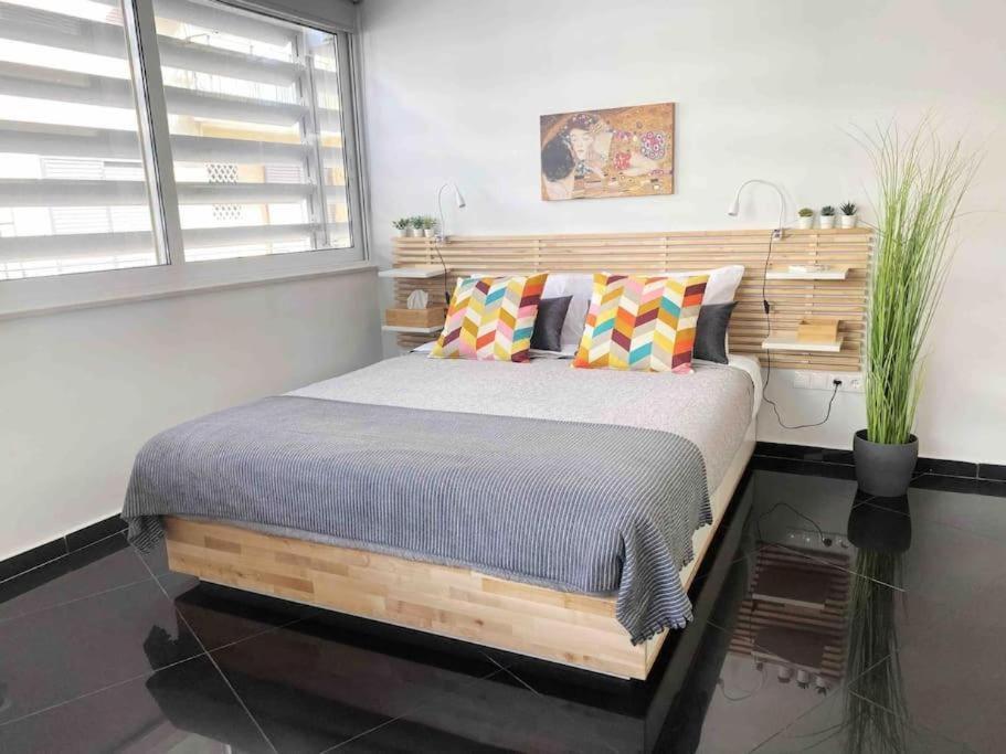 New Amazinglarge Luxury 4Br Suite/1Min Toacropolis Athén Kültér fotó