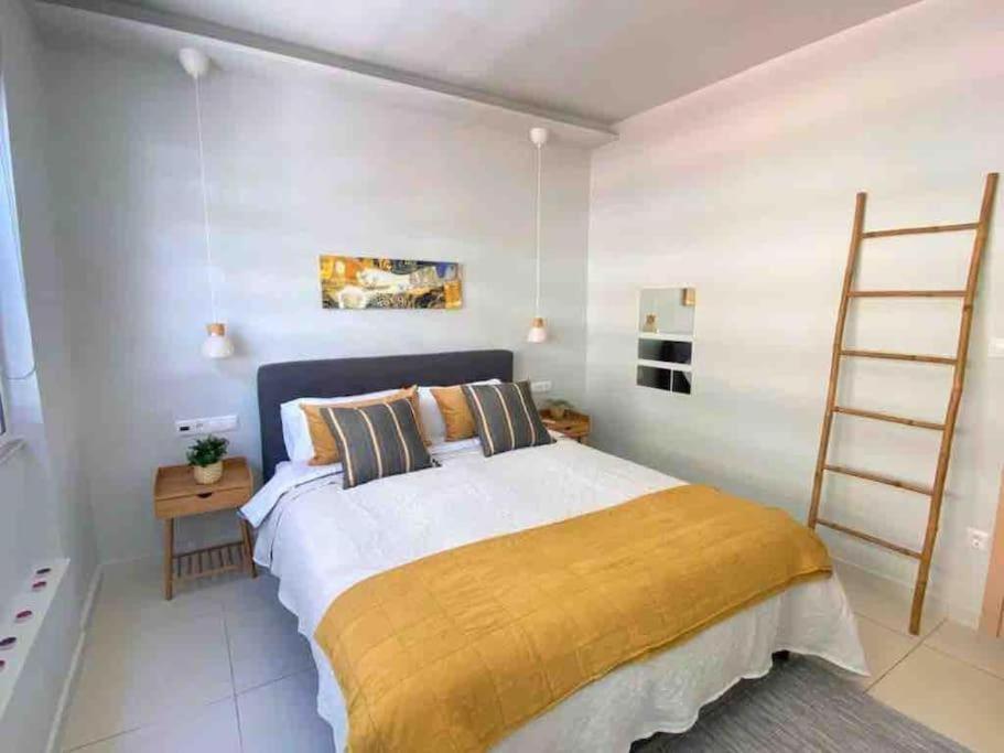 New Amazinglarge Luxury 4Br Suite/1Min Toacropolis Athén Kültér fotó